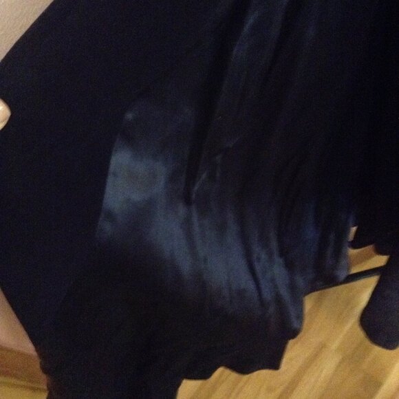 Vintage 1940s or 1950s Suede Princess Coat with Leather Collar and Cuffs - Picture 7 of 9